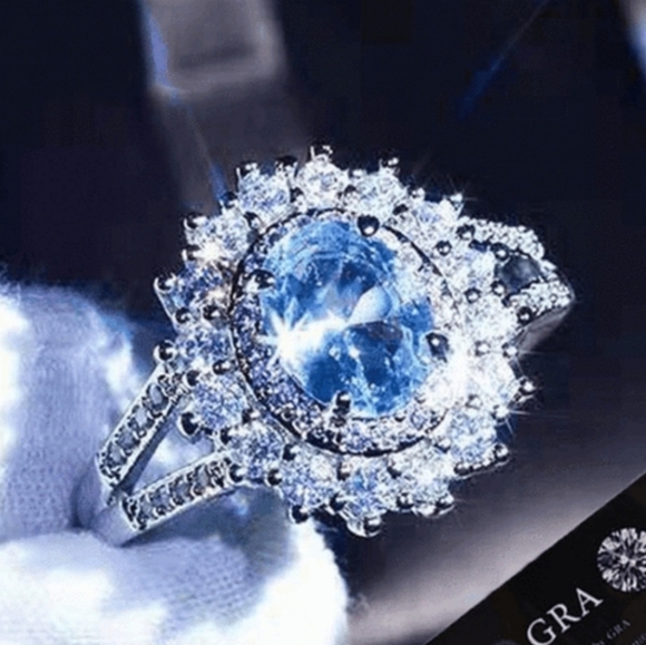 Ring - Picture 1 of 4
